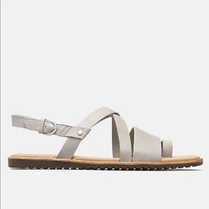 Sorel Ella Criss Cross Sandals 8-1/2